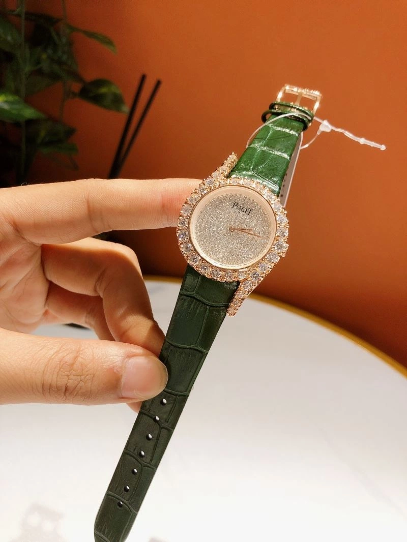 Functional PIAGET Watches 198524