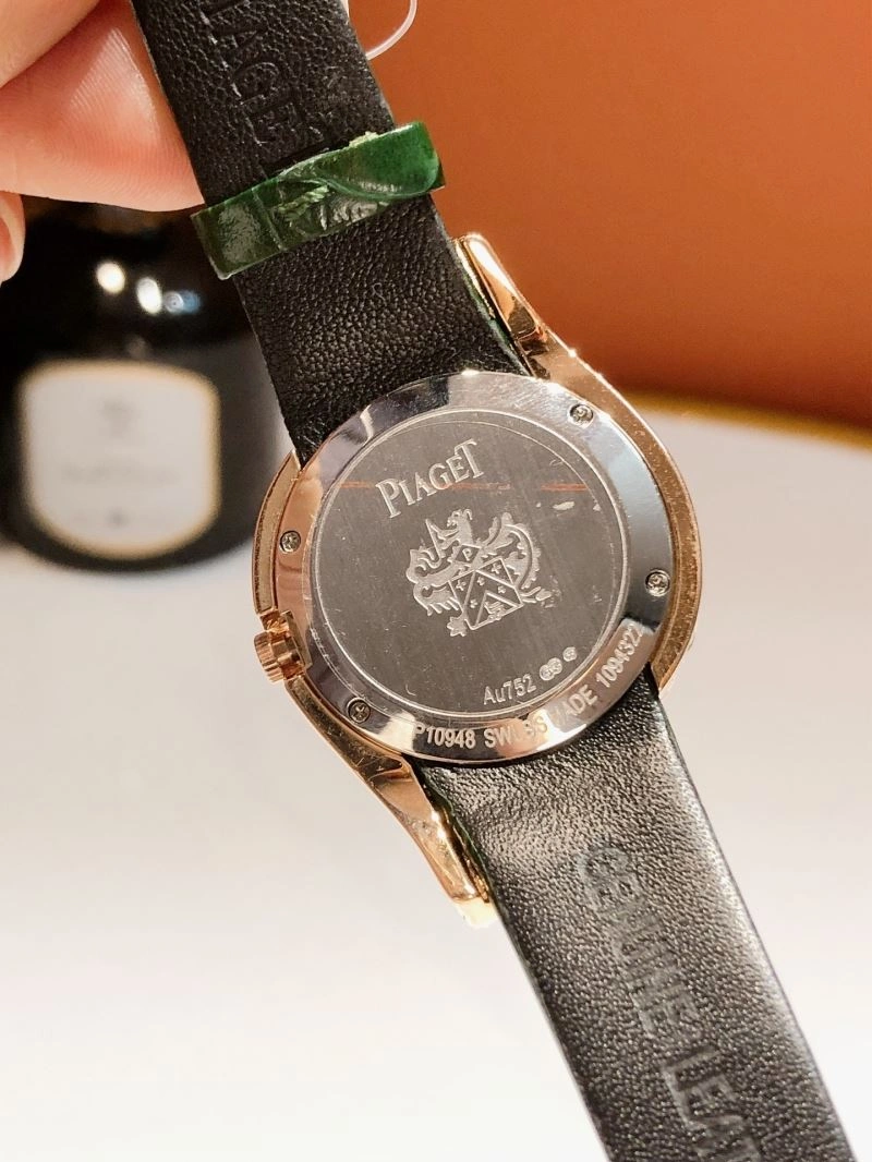 Functional PIAGET Watches 198524