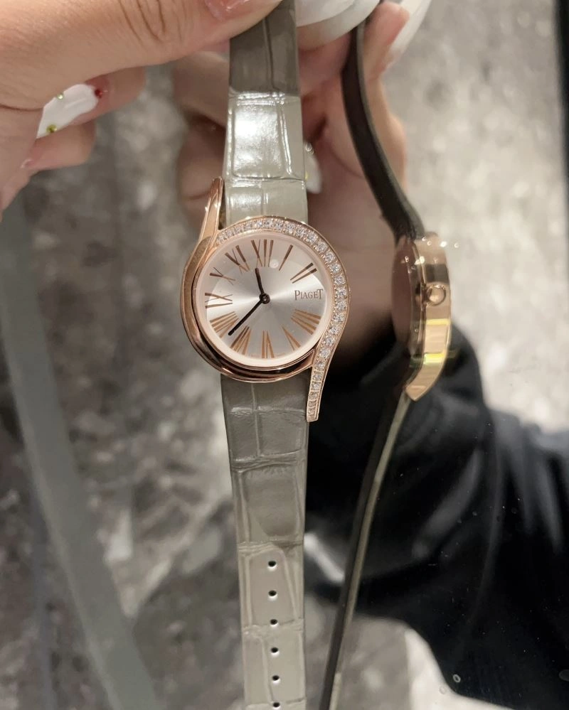 PIAGET Watches Comfortable 198516