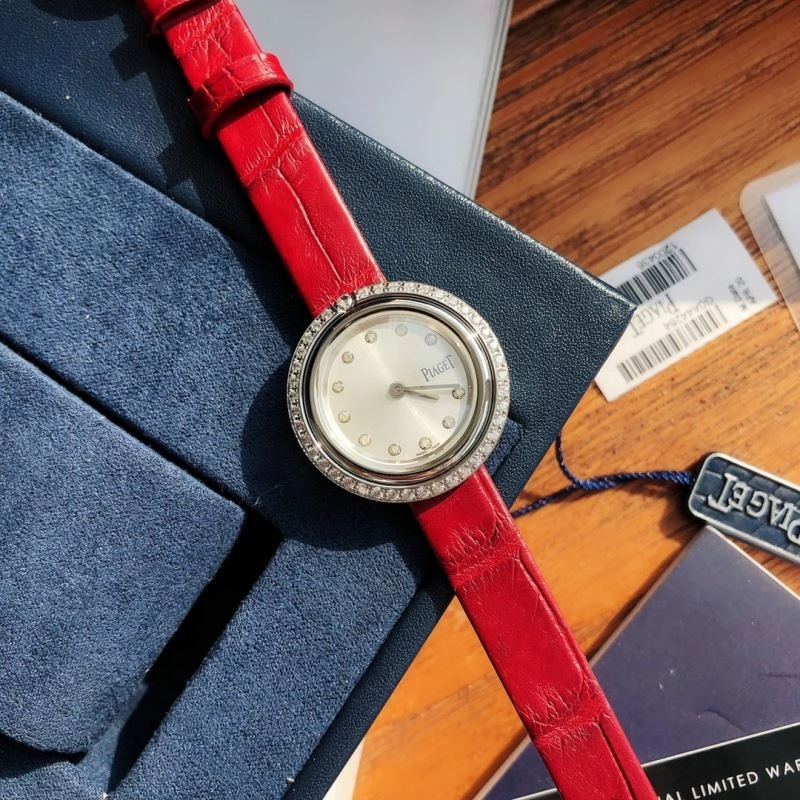 Seasonal PIAGET Watches 198504