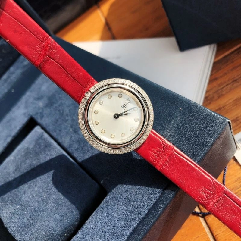 Seasonal PIAGET Watches 198504