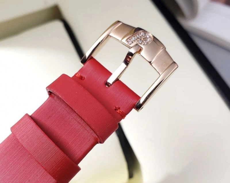 Modern PIAGET Watches 198411