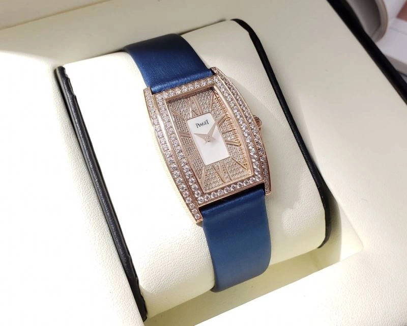 Modern PIAGET Watches 198411