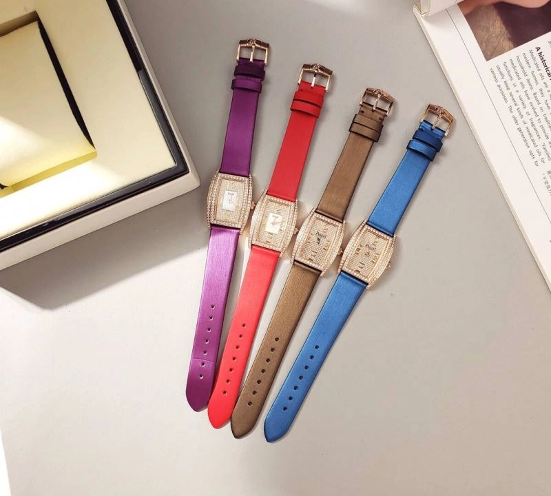 Modern PIAGET Watches 198411