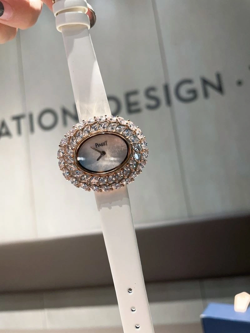 PIAGET Watches GoAnywhere 198388