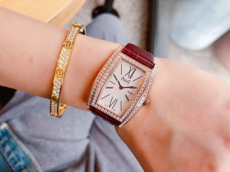 EasyMatch PIAGET Watches 198456
