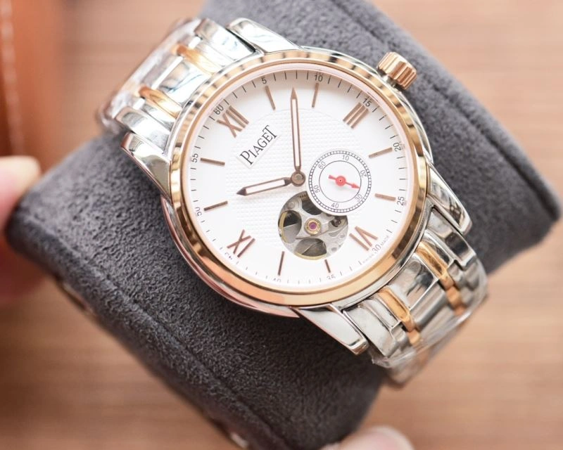 Sleek PIAGET Watches 198452