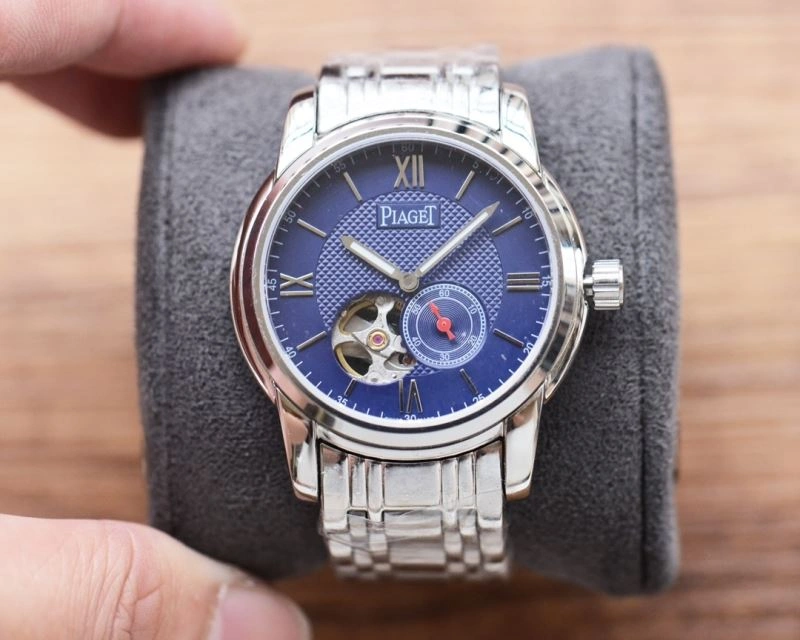 Sleek PIAGET Watches 198452