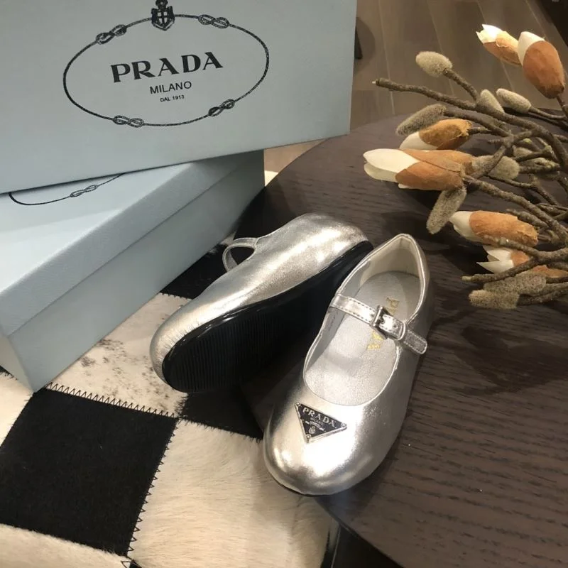 PRADA SHOES TimelessDesign 29465