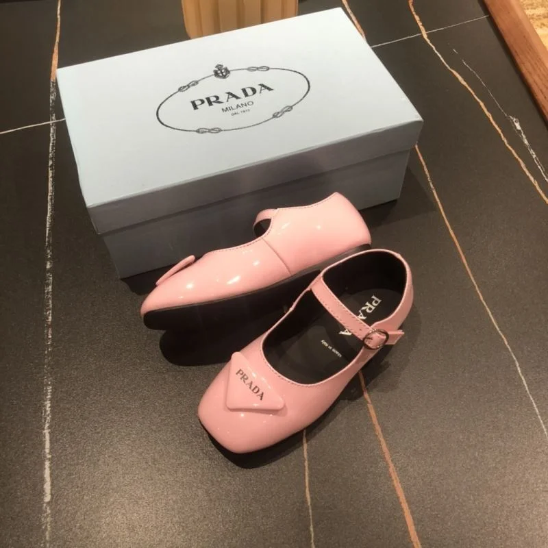Functional PRADA SHOES 29451