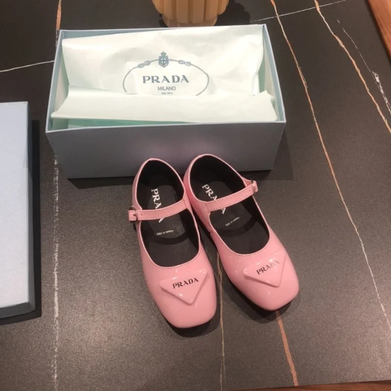 Functional PRADA SHOES 29451