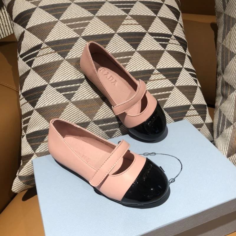Vibrant PRADA SHOES 30144
