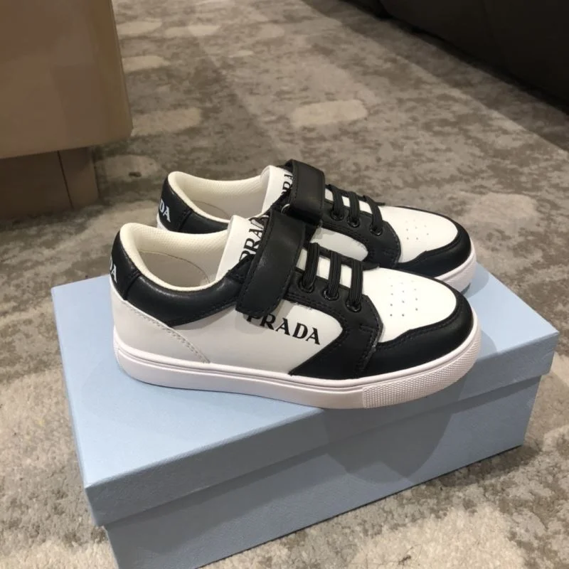 Efficient PRADA SHOES 30125