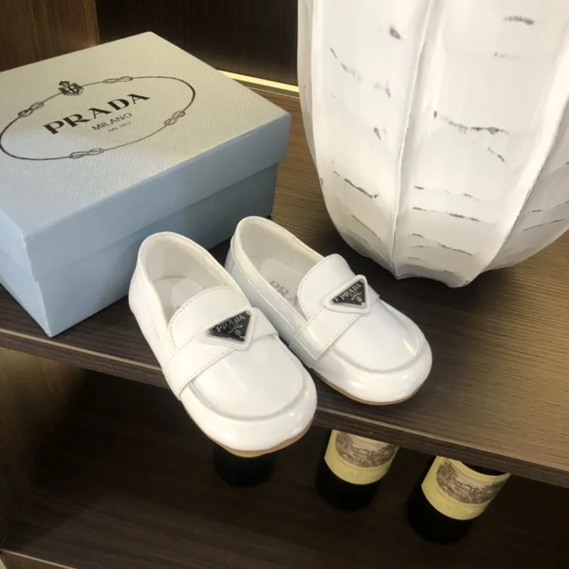 PRADA SHOES Sleek 30003