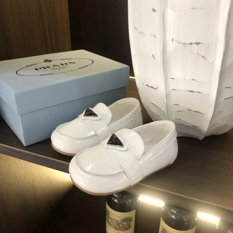 PRADA SHOES Sleek 30003