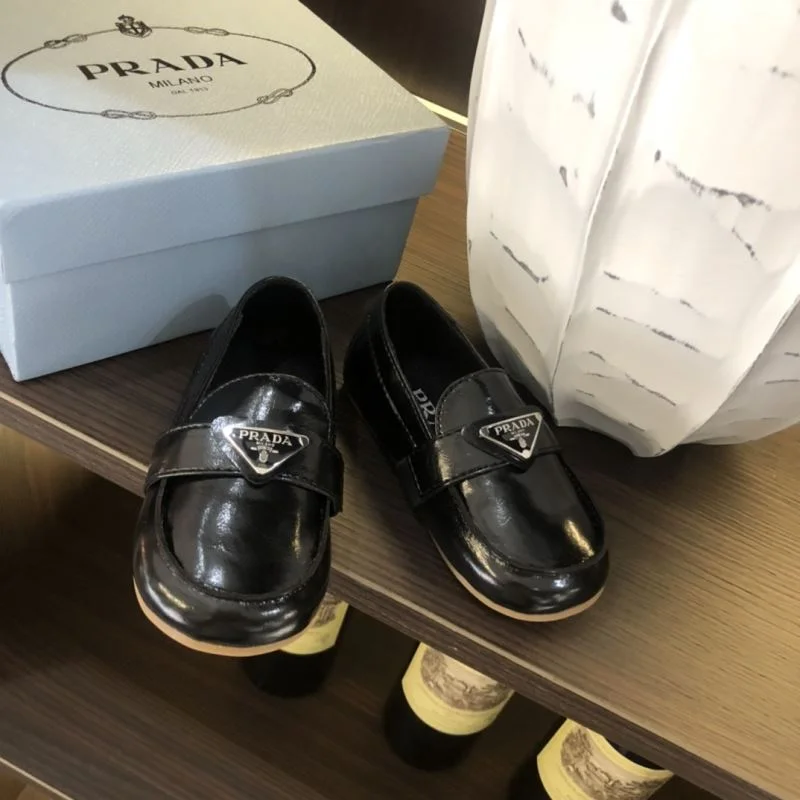 PRADA SHOES OdorResistant 30004