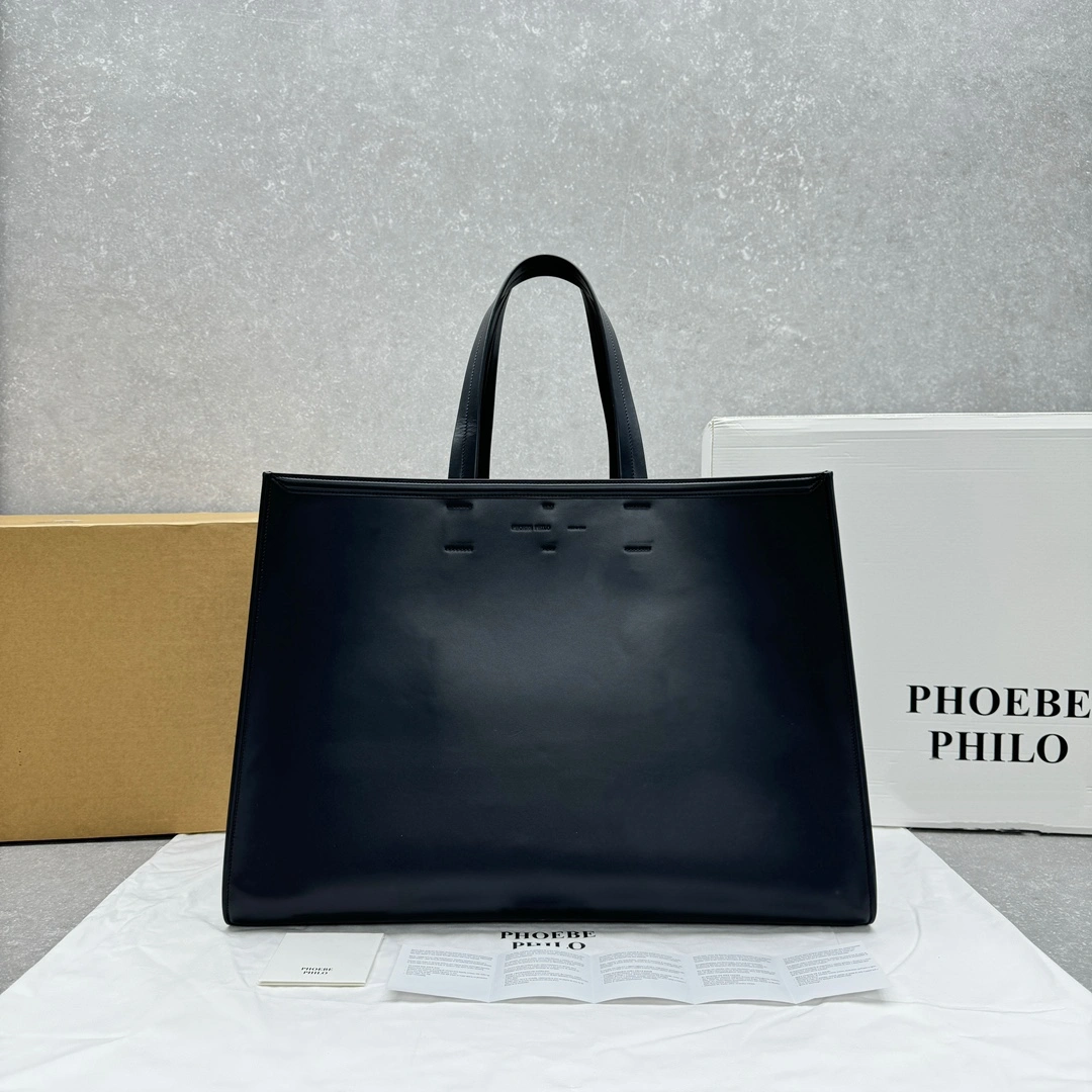 Flexible Phoebe Philo Shopping Bags 69480