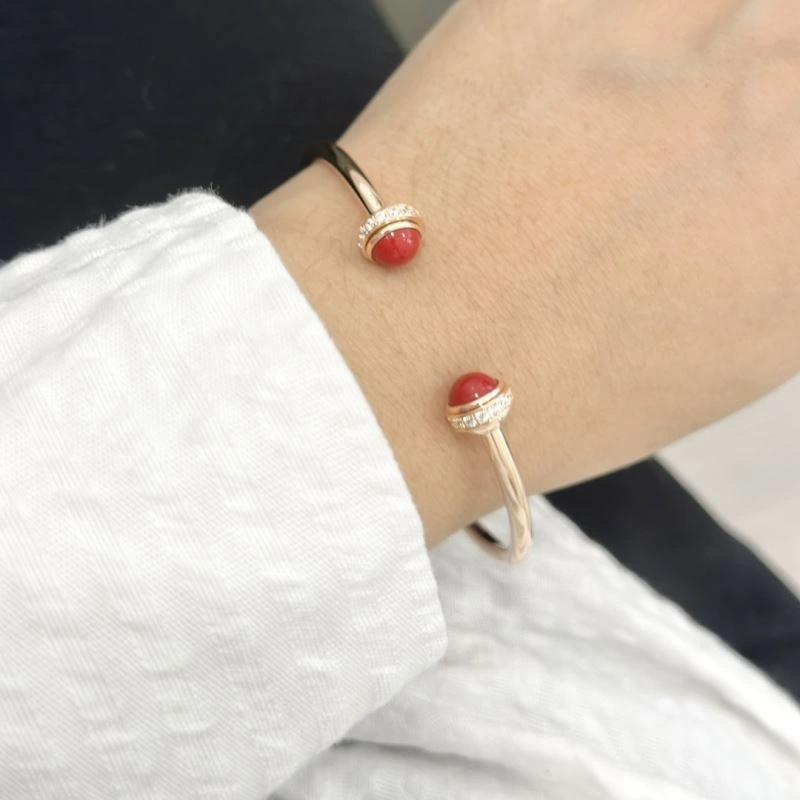 Upgraded Piaget Bracelets 212852