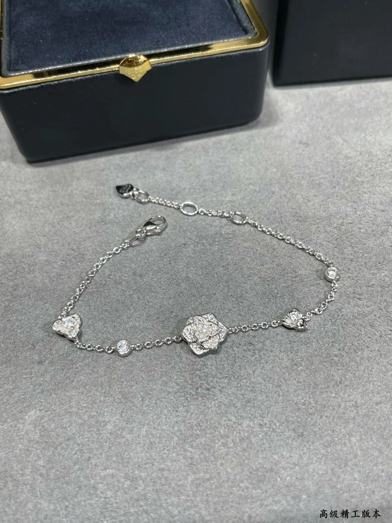 GoodFit Piaget Bracelets 211789