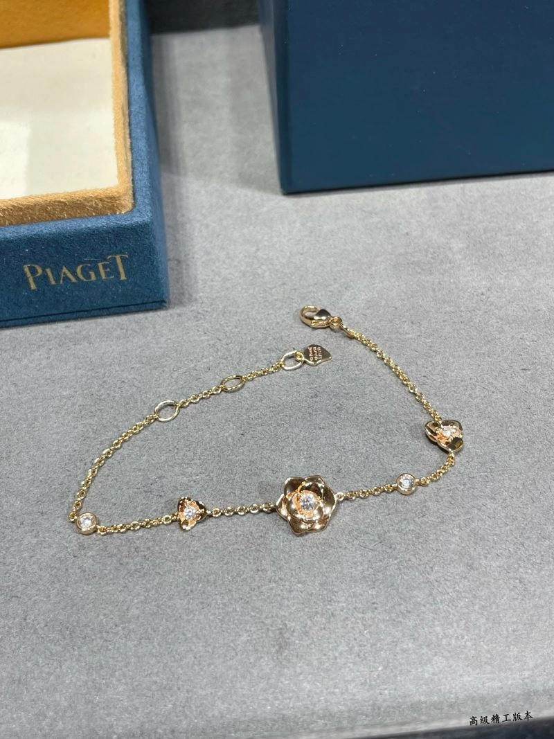 Piaget Bracelets ComfortFit 211799