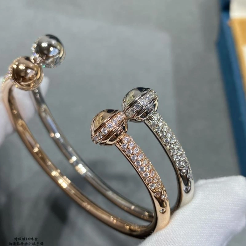 Unique Piaget Bracelets 211804