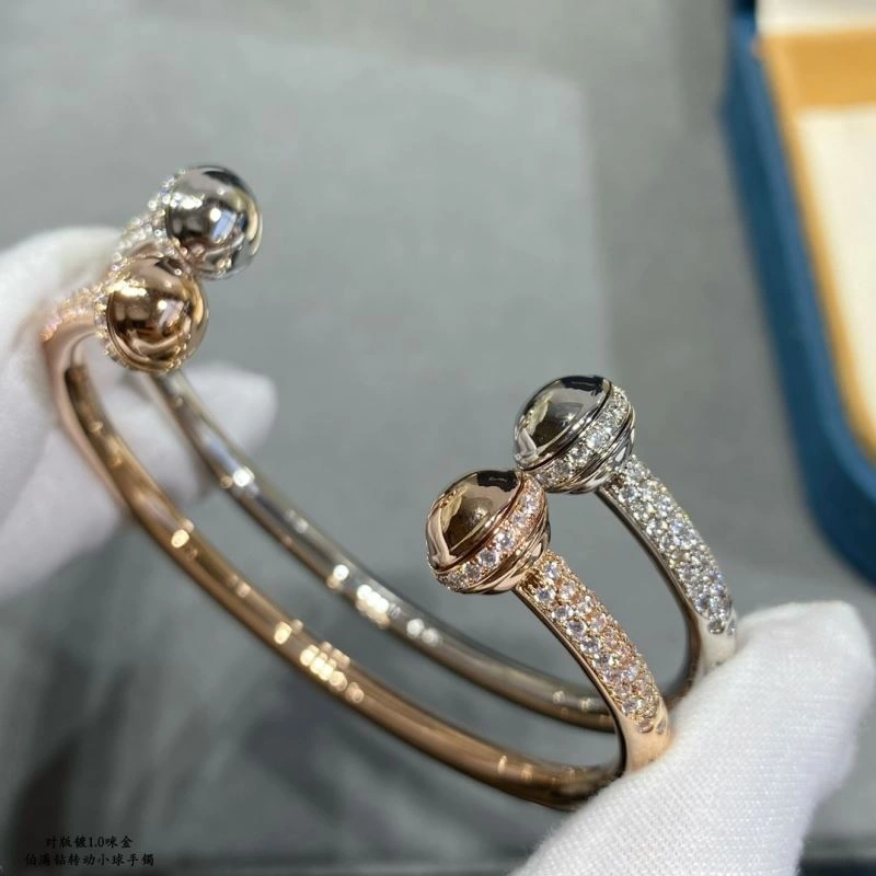 Unique Piaget Bracelets 211804