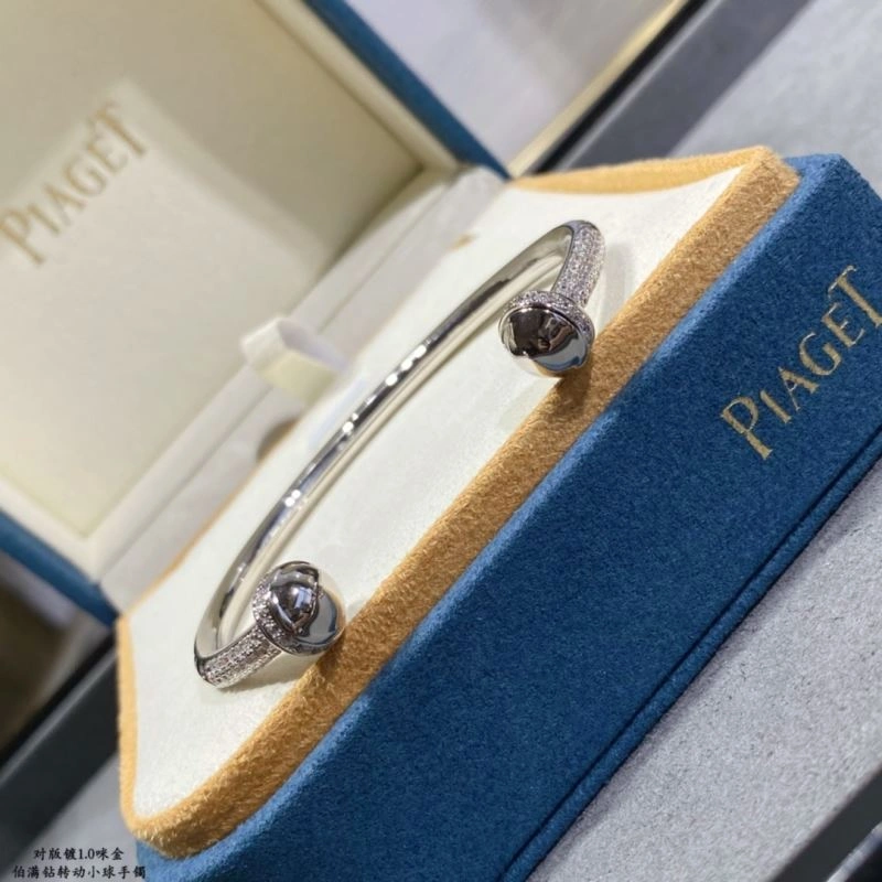 Unique Piaget Bracelets 211804