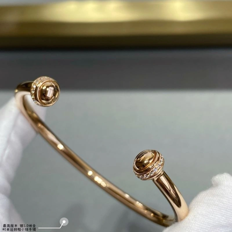 Piaget Bracelets WrinkleFree 211785