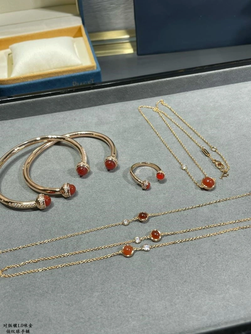 Stretchable Piaget Bracelets 210484