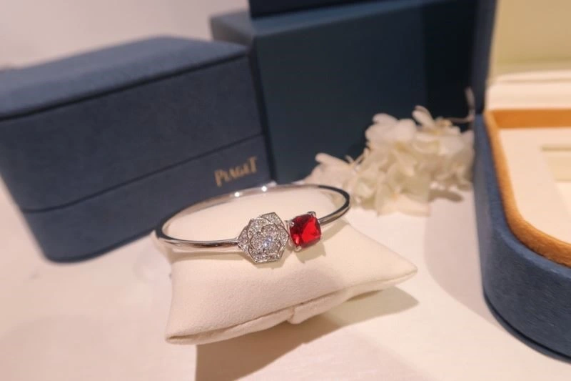 Piaget Bracelets Affordable 210485