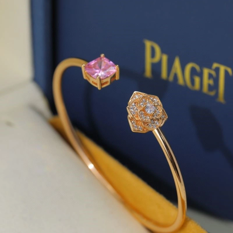 Seasonal Piaget Bracelets 210488
