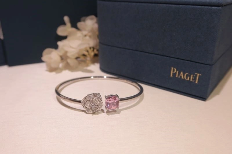 Piaget Bracelets Fashionable 210476