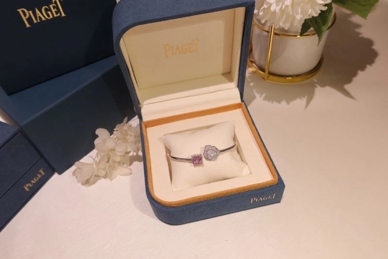 Piaget Bracelets Fashionable 210476