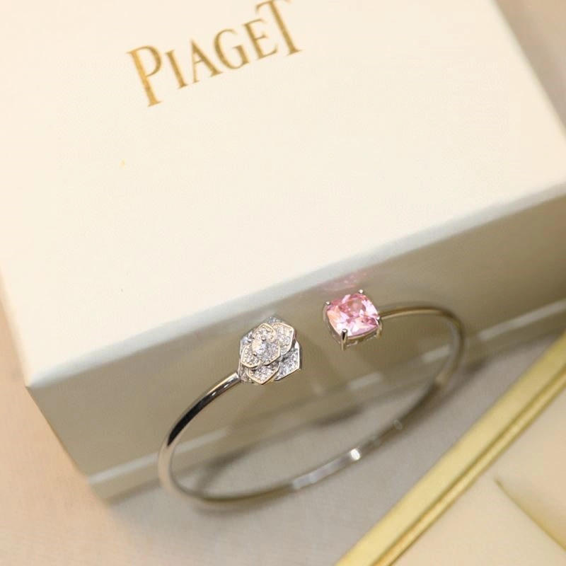 Piaget Bracelets ModernLook 210500