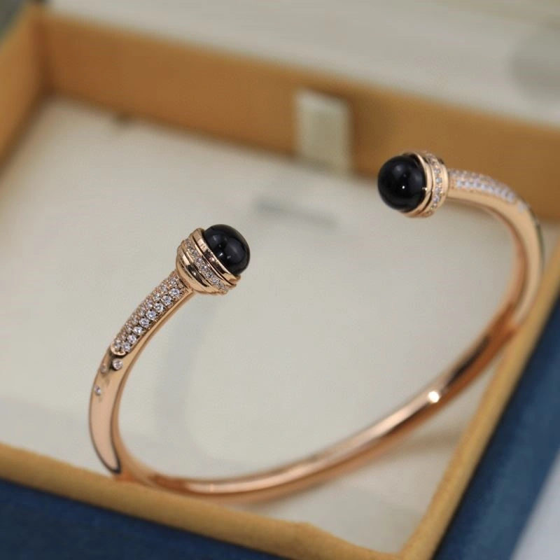 SoftTouch Piaget Bracelets 210479