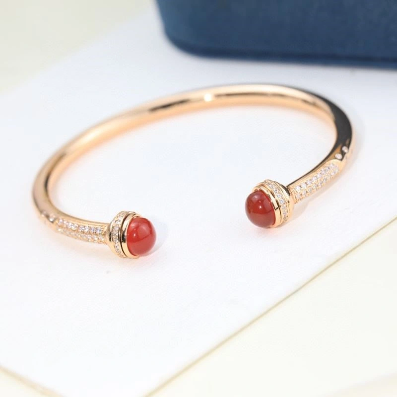 Comfortable Piaget Bracelets 210487