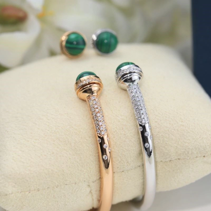 Piaget Bracelets Snug 210482