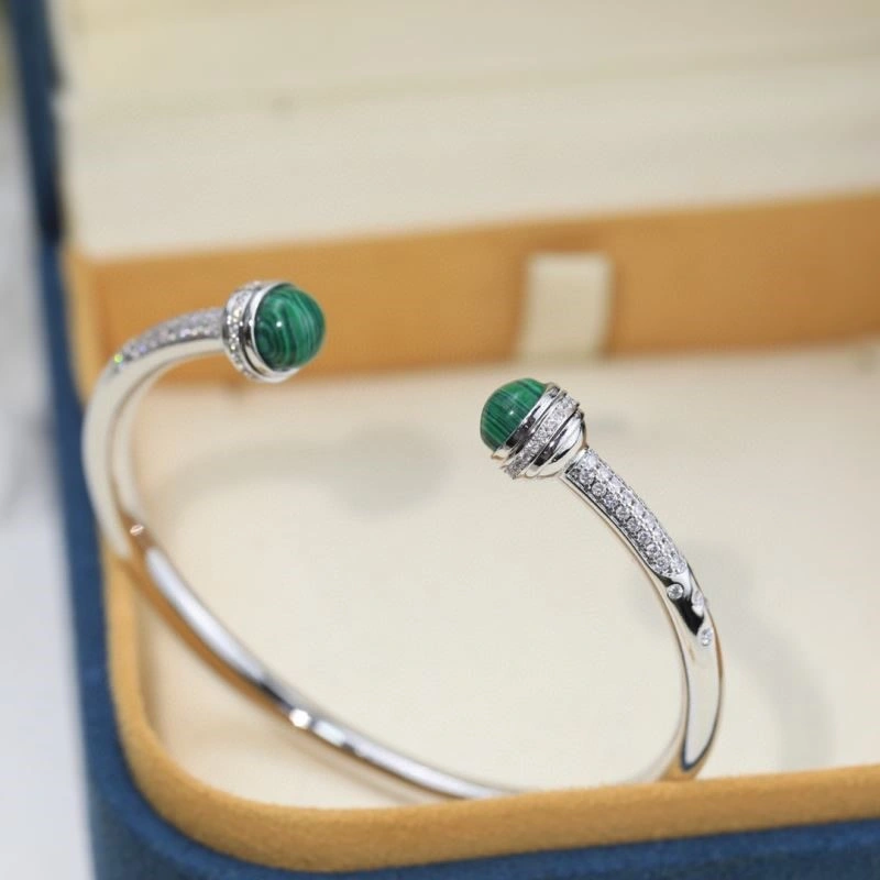 Piaget Bracelets Snug 210482