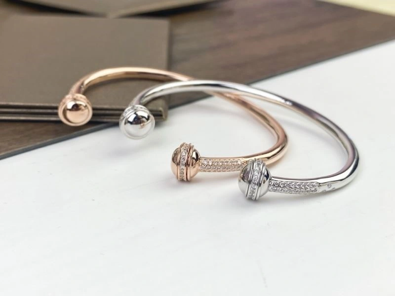 Efficient Piaget Bracelets 209691