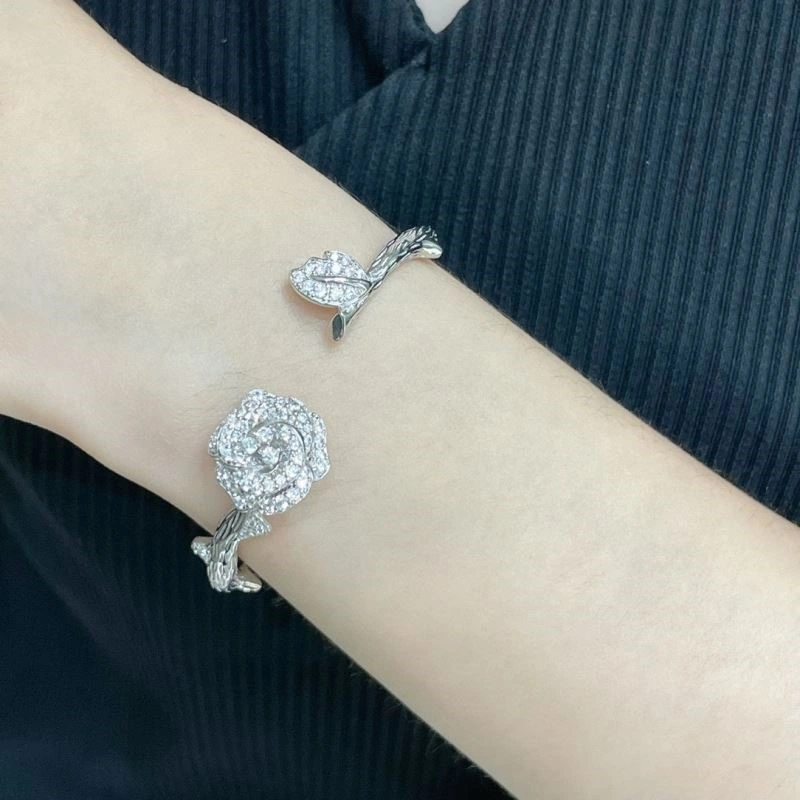 Piaget Bracelets Effortless 209169