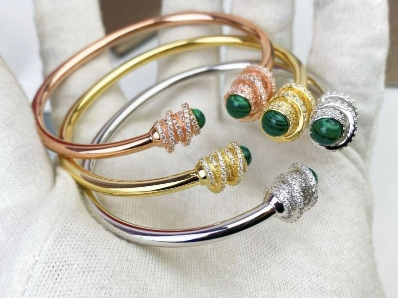 Lightweight Piaget Bracelets 209165