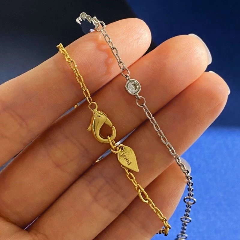 Stylish Piaget Bracelets 208515