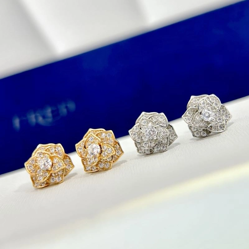 Piaget Earrings DailyWear 213842