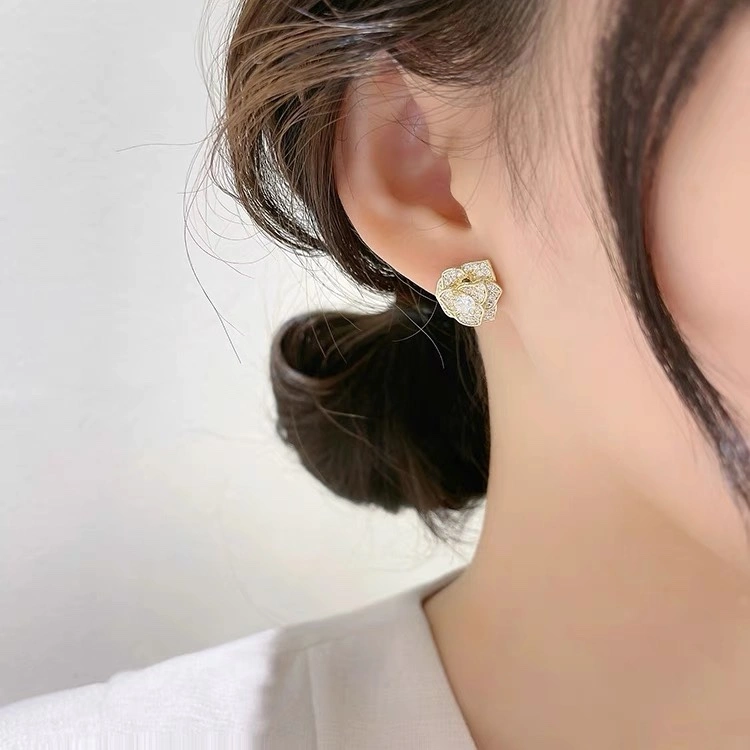Piaget Earrings DailyWear 213842