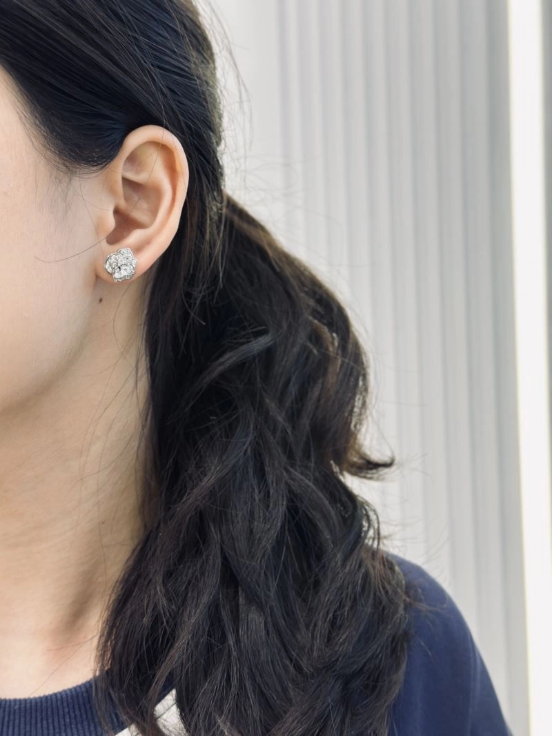 Piaget Earrings DailyWear 213842