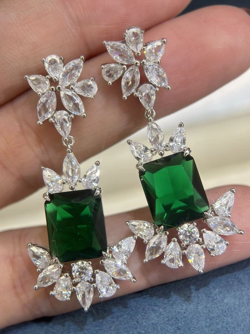 Piaget Earrings Flexible 214505