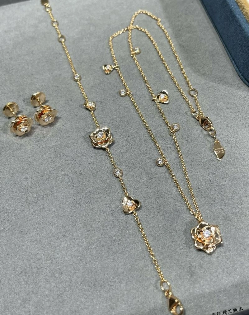 DailyWear Piaget Earrings 211792