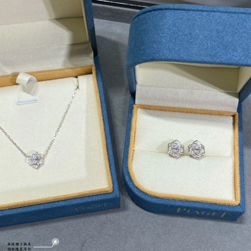 FreshLook Piaget Earrings 211790