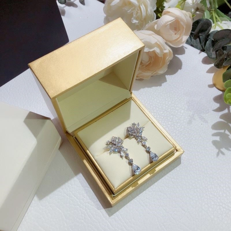Durable Piaget Earrings 209713