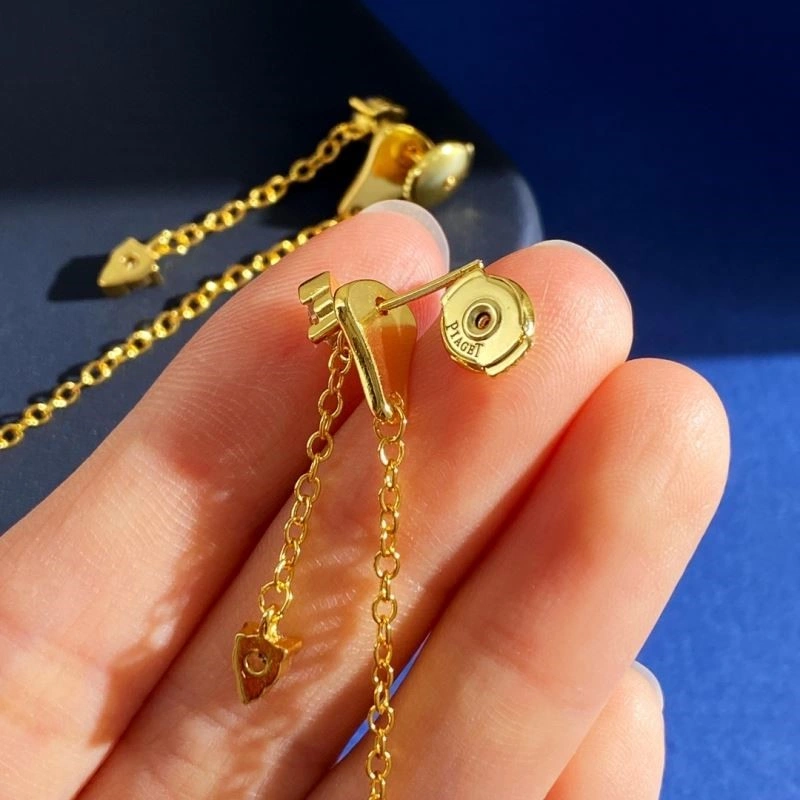 FashionForward Piaget Earrings 209170